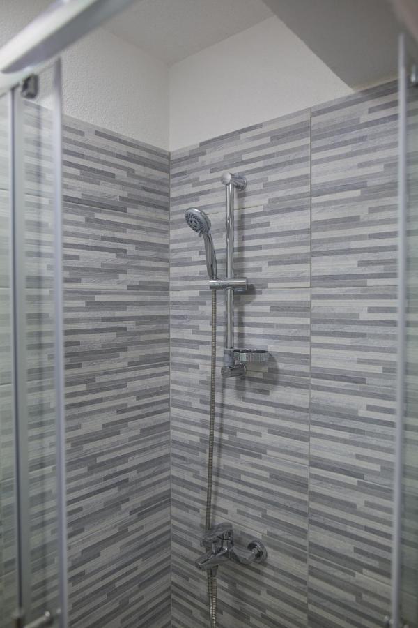 Serious Job Apartment Dubrovnik Extérieur photo